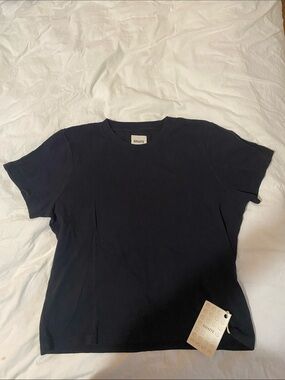 KHAITE Emmylou Black Short Sleeve Crewneck Tee